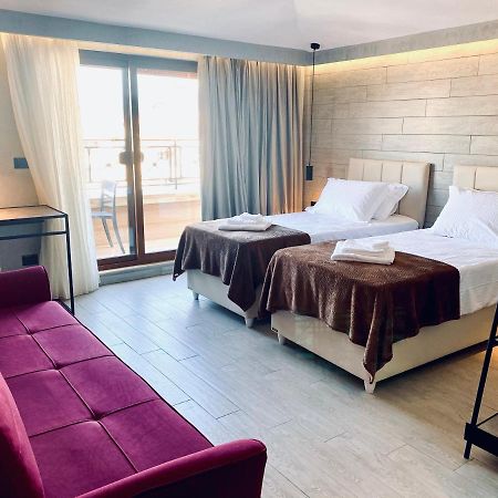 Deluxe Rooms In Blloku Area Tiranë Eksteriør bilde
