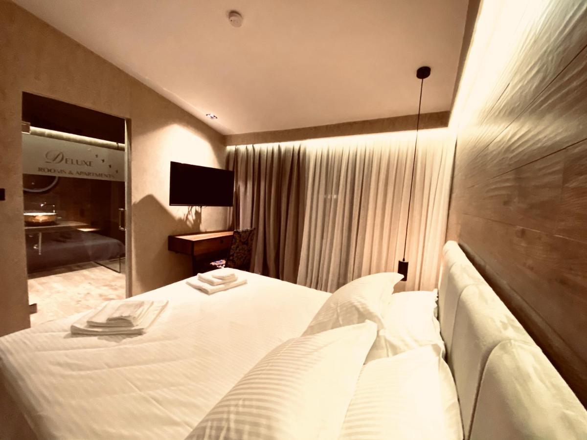 Deluxe Rooms In Blloku Area Tiranë Eksteriør bilde